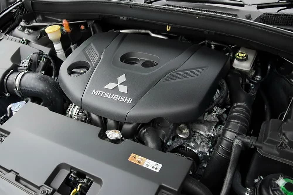 Mitsubishi Engine