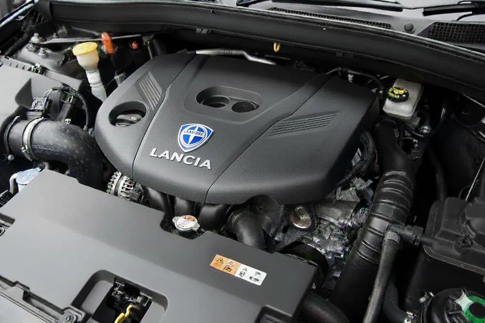 Lancia Engine